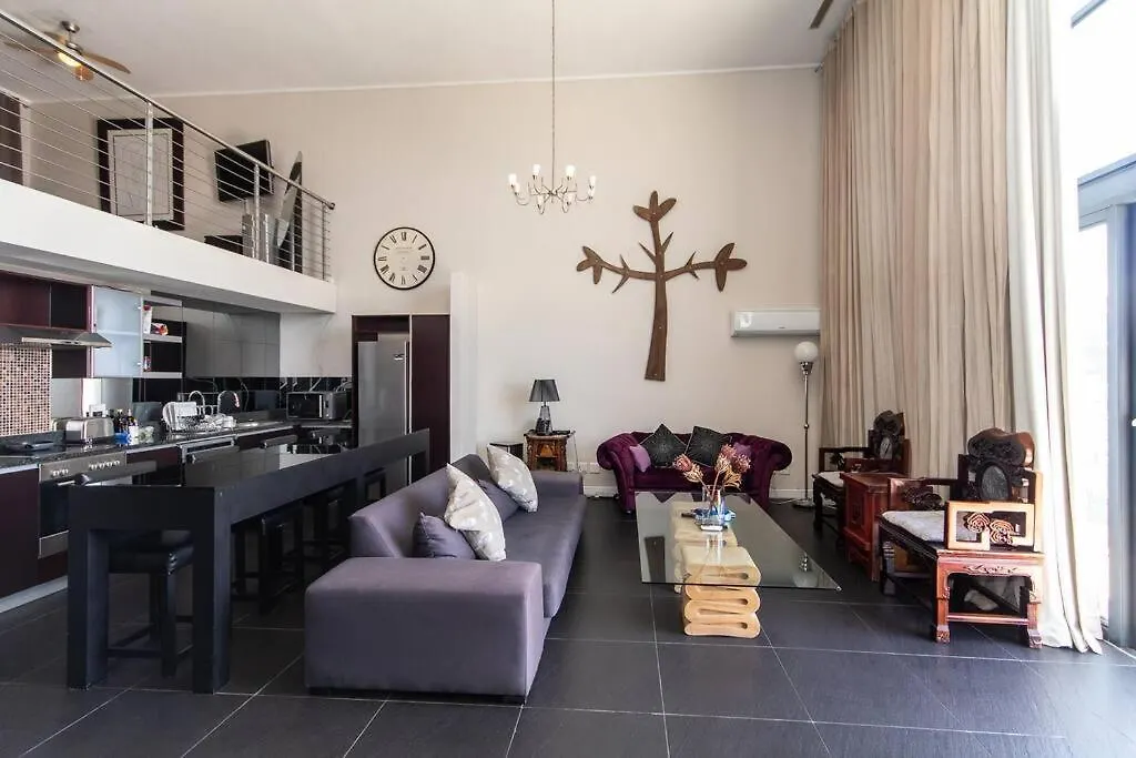 Stunning 2 Bedroomed Loft-Style Penthouse Cape Town Apartment